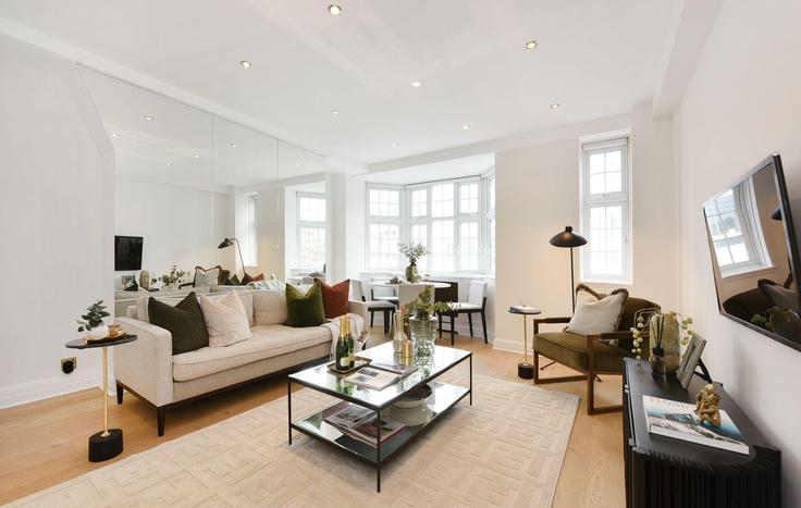Sala de estar elegantemente projetada com móveis modernos em um apartamento no Building Brompton Road - estatesmen-ltd - 1625501 em City of Westminster, London Sala de estar elegantemente projetada com móveis modernos em um apartamento no Building Brompton Road - estatesmen-ltd - 1625501 em City of Westminster, London