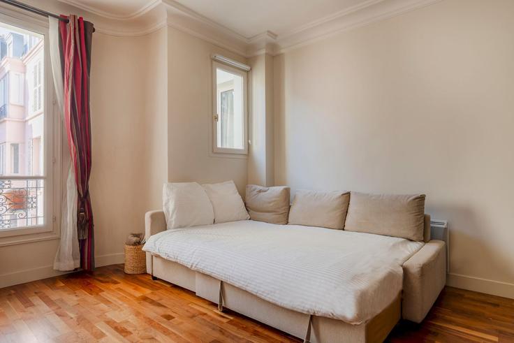 Elegantly designed living room with modern furnishings in an apartment at Building Rue Blomet - europea-residences - 1302547 - PAR in 15th arrondissement, Paris