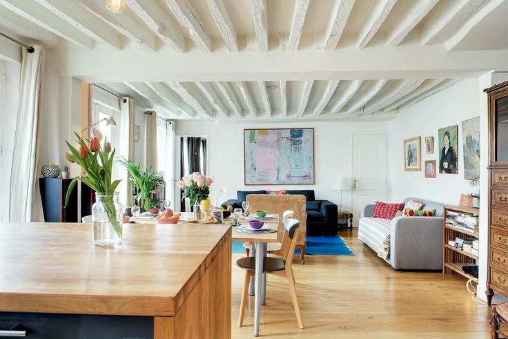 11th arrondissement, Paris에 위치한 Building Rue du Faubourg Saint-Antoine - europea-residences - 1320247 아파트의 세련된 인테리어가 돋보이는 거실 11th arrondissement, Paris에 위치한 Building Rue du Faubourg Saint-Antoine - europea-residences - 1320247 아파트의 세련된 인테리어가 돋보이는 거실