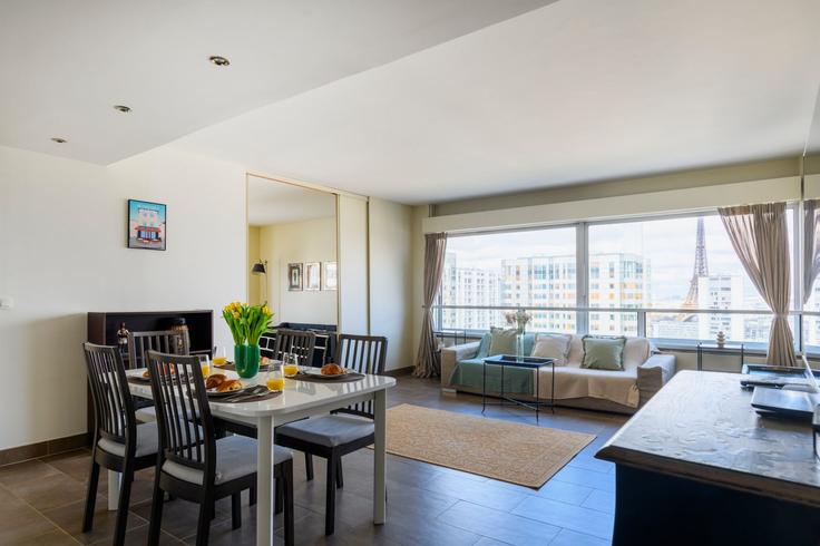 15th arrondissement, Paris에 위치한 Building Rue Emeriau - europea-residences - 1460781 유닛의 세련된 인테리어가 돋보이는 거실