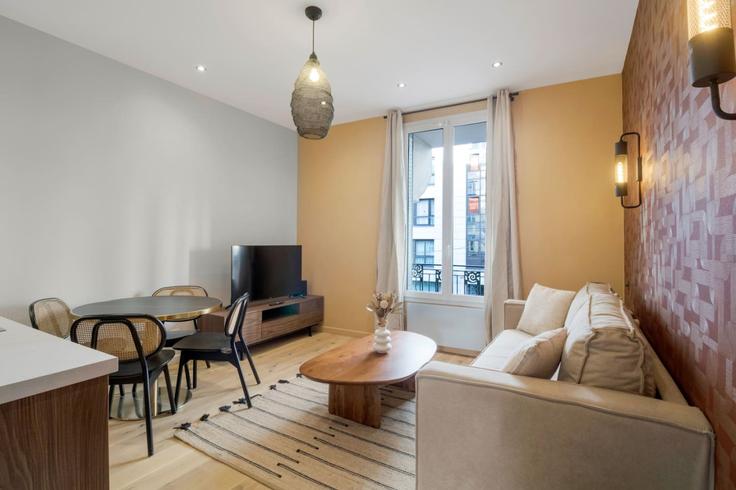 1 bedroom furnished apartment in Rue d'Avron 1044915P, 20th arrondissement of Paris, Paris, photo 1