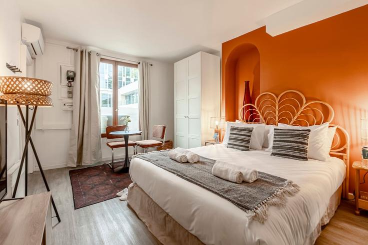 Rue Saint-Marcにあるのスタジオ・家具付きアパート（1062660P、2nd arrondissement、Paris）写真 1枚