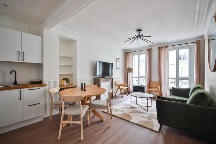 Building Place du Commerce - evengestion - 1585143 adresindeki bir dairede modern mobilyalarla zarif bir şekilde tasarlanmış oturma odası 15th arrondissement, Paris