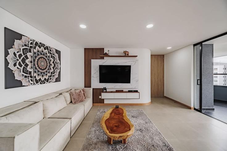 El Poblado, Medellín에 위치한 Building Carrera 31 - everyplace - 1471385 유닛의 세련된 인테리어가 돋보이는 거실