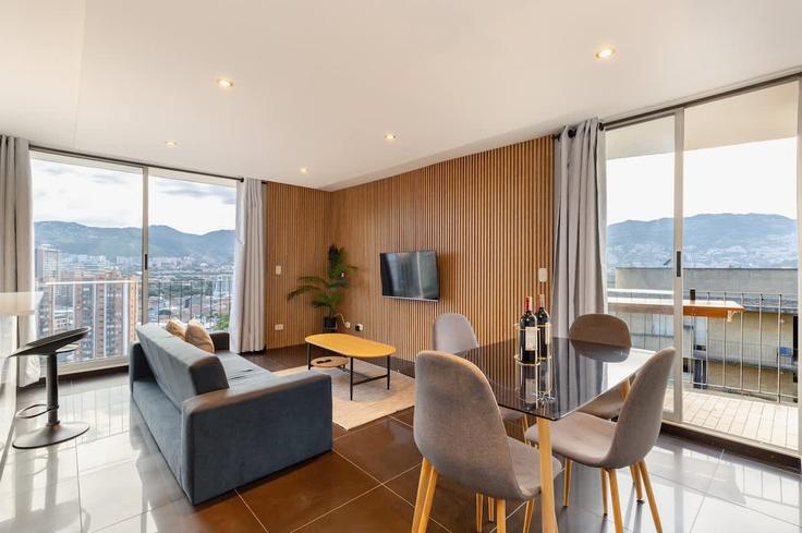 La Candelaria, Medellín에 위치한 Building Carrera 43 - everyplace - 1471376 유닛의 세련된 인테리어가 돋보이는 거실