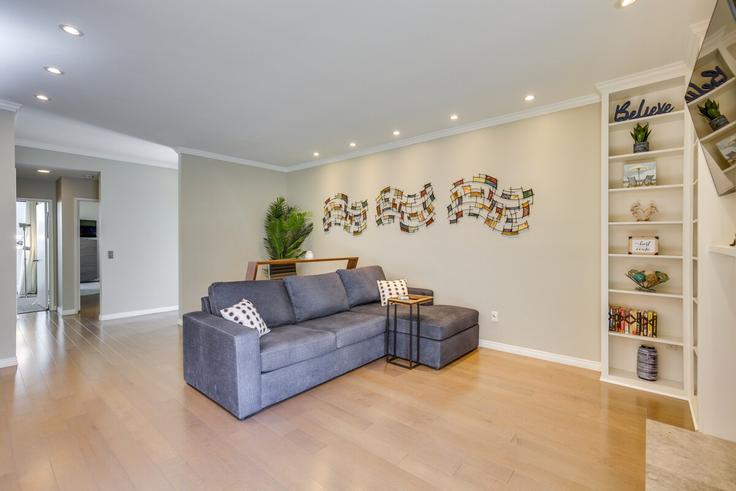 San Diego, San Diego에 위치한 Building Kettner Boulevard - evolve - 1308064 유닛의 세련된 인테리어가 돋보이는 거실