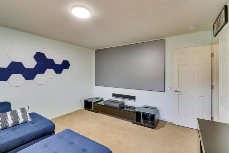 Maricopa, Maricopa에 위치한 Building North Wilson Street - evolve - 1386069 유닛의 세련된 인테리어가 돋보이는 거실