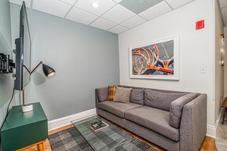 2 bedroom furnished apartment in Boylston Street 1058492P, Boston, Boston, photo 1