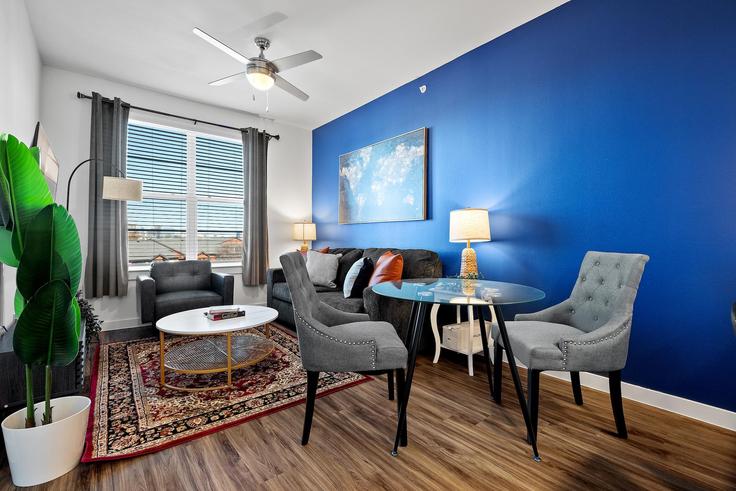 1 yatak odalı mobilyalı daire East Riverside Drive 1240369P , Austin, Austin, fotoğraf 1 1 yatak odalı mobilyalı daire East Riverside Drive 1240369P , Austin, Austin, fotoğraf 1