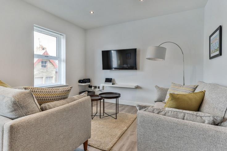 Sala de estar elegantemente projetada com móveis modernos em um apartamento no Building Belle Vue Street - finest-retreats - 1329459 em Scarborough District, Filey