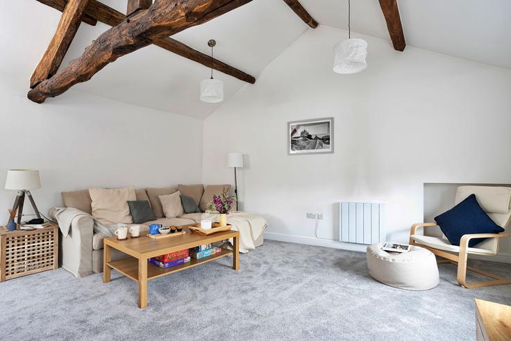 Elegante sala de estar con mobiliario moderno en un apartamento en Building Gillinggate - finest-retreats - 1329652 en South Lakeland District, Kendal Elegante sala de estar con mobiliario moderno en un apartamento en Building Gillinggate - finest-retreats - 1329652 en South Lakeland District, Kendal