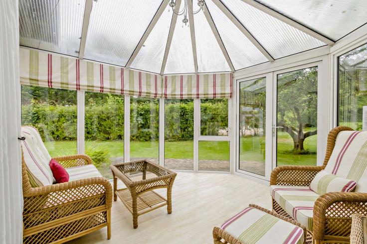 Elegante sala de estar con mobiliario moderno en un apartamento en Building Streetly End - finest-retreats - 1330047 en South Cambridgeshire District, Cambridge Elegante sala de estar con mobiliario moderno en un apartamento en Building Streetly End - finest-retreats - 1330047 en South Cambridgeshire District, Cambridge