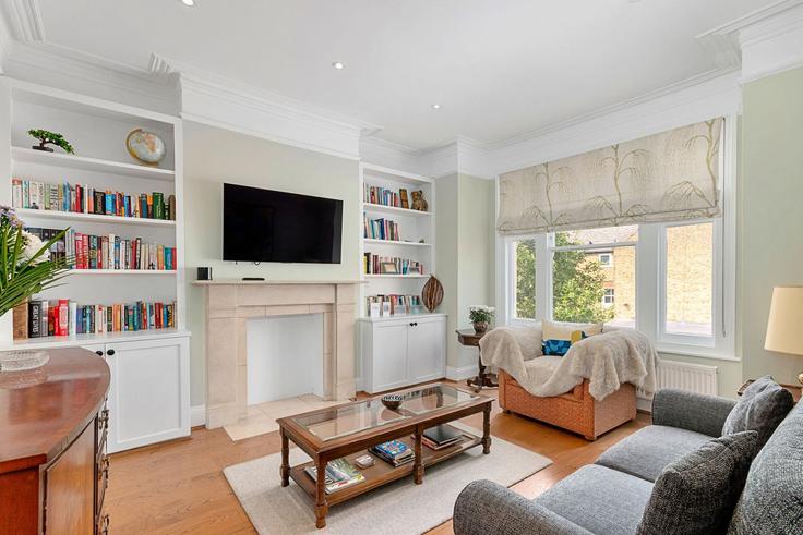 London Borough of Wandsworth, London에 위치한 Building Felsham Road - finest-retreats - 1329942 아파트의 세련된 인테리어가 돋보이는 거실