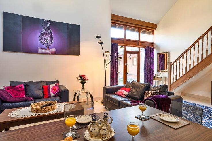 Exeter East Devon DistrictのBuilding Oak Road - finest-retreats - 1364285のアパートメントにある、モダンな家具を備えたエレガントなデザインのリビングルーム Exeter East Devon DistrictのBuilding Oak Road - finest-retreats - 1364285のアパートメントにある、モダンな家具を備えたエレガントなデザインのリビングルーム