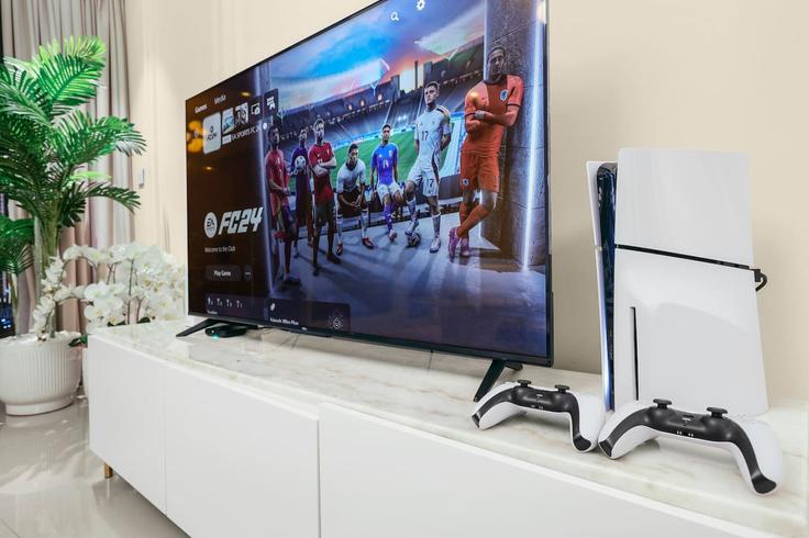 Elegant gestaltetes Wohnzimmer mit moderner Einrichtung in einer Wohnung im Building Tariaq Bedon Esm - first-class - 1336295 in Downtown Dubai, Dubai Elegant gestaltetes Wohnzimmer mit moderner Einrichtung in einer Wohnung im Building Tariaq Bedon Esm - first-class - 1336295 in Downtown Dubai, Dubai