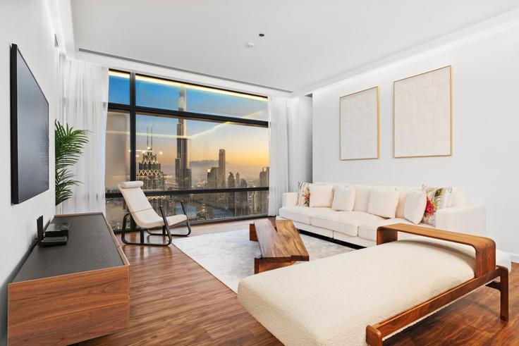 Elegante sala de estar con mobiliario moderno en un apartamento en Building Tariaq Bedon Esm - first-class - 1336315 en Trade Center, Dubai