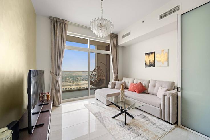 Salle de séjour élégante avec mobilier moderne dans un appartement à Building Tariaq Bedon Esm - first-class - 1336668 à Arjan-Dubailand, Dubai