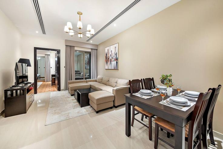 Dubai Downtown DubaiのBuilding Al Asayel Street - first-class - 1336691のアパートメントにある、モダンな家具を備えたエレガントなデザインのリビングルーム