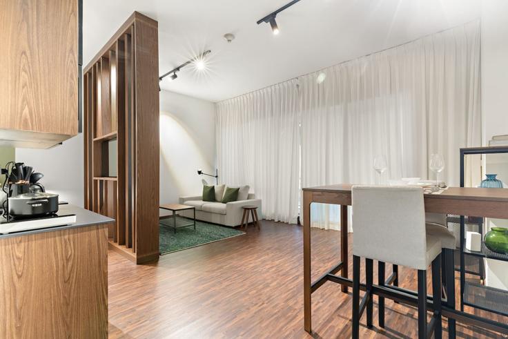 Elegantly designed living room with modern furnishings in an apartment at Building Tariaq Bedon Esm - first-class - 1337787 in Al Thanyah First, Dubai