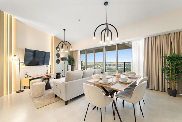 Elegant gestaltetes Wohnzimmer mit moderner Einrichtung in einer Wohnung im Building Hessa Street - first-class - 1378943 in Al Hebiah Third, Dubai