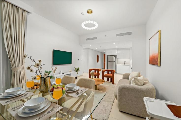 Salle de séjour élégante avec mobilier moderne dans un appartement à Building Tariaq Bedon Esm - first-class - 1421962 à Za'abeel, Dubai Salle de séjour élégante avec mobilier moderne dans un appartement à Building Tariaq Bedon Esm - first-class - 1421962 à Za'abeel, Dubai