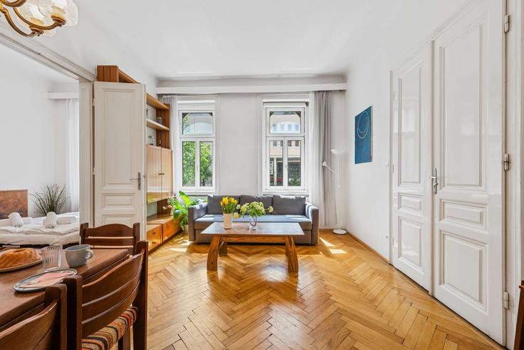 Salle de séjour élégante avec mobilier moderne dans un appartement à Building Hütteldorfer Straße - flexi-flats-management-gmbh - 1613569 à Vienna, Vienna Salle de séjour élégante avec mobilier moderne dans un appartement à Building Hütteldorfer Straße - flexi-flats-management-gmbh - 1613569 à Vienna, Vienna