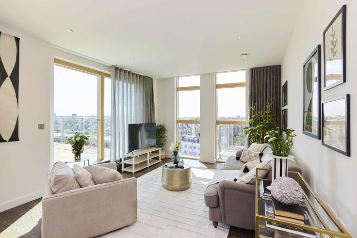 Elegante sala de estar con mobiliario moderno en un apartamento en Building Salusbury Road - flyp-homes-ltd - 1293855 - LON en London Borough of Brent, London