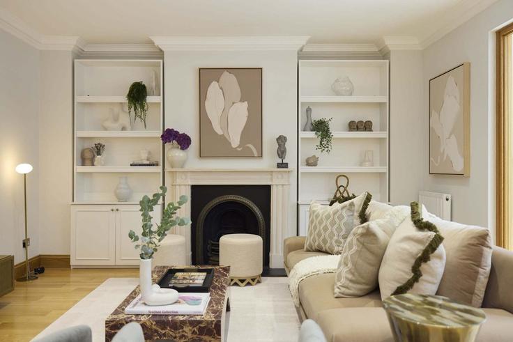 City of Westminster, London에 위치한 Building Elm Tree Close - flyp-homes-ltd - 1291586 - LON 아파트의 세련된 인테리어가 돋보이는 거실 City of Westminster, London에 위치한 Building Elm Tree Close - flyp-homes-ltd - 1291586 - LON 아파트의 세련된 인테리어가 돋보이는 거실