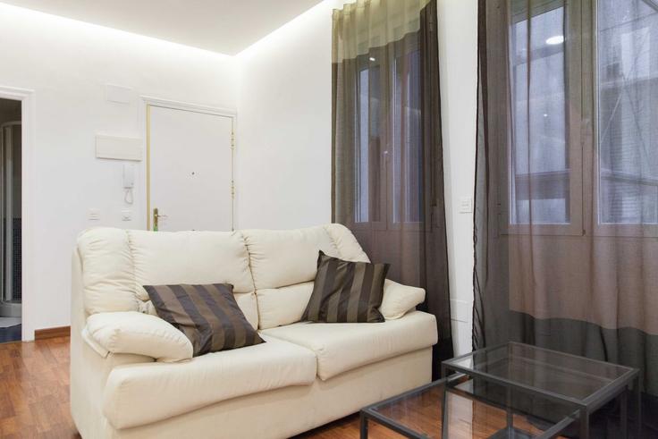Elegantly designed living room with modern furnishings in an apartment at Building Calle del Divino Pastor - for-you-rentals - 1264315 - MAD in Centro, Madrid Elegantly designed living room with modern furnishings in an apartment at Building Calle del Divino Pastor - for-you-rentals - 1264315 - MAD in Centro, Madrid