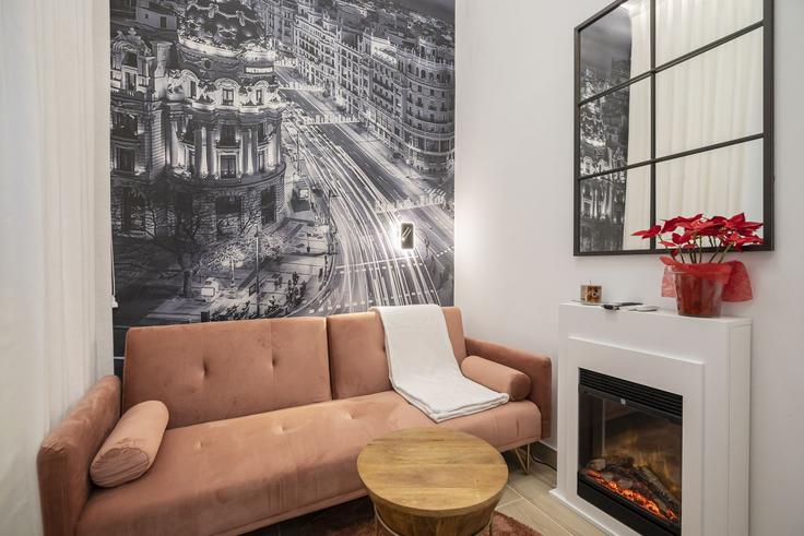 Sala de estar elegantemente projetada com móveis modernos em um apartamento no Building Calle de Blasco de Garay - for-you-rentals - 1264266 - MAD em Chamberí, Madrid