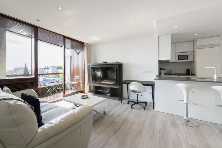 1 quarto mobiliado em apartamentos em Calle de Menéndez Pidal 1264421P, Chamartín, Madrid, foto 1