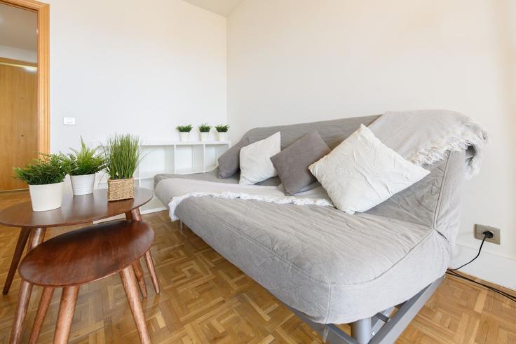 2 bedroom furnished apartment in Calle de Pleyades 1264492P, Tetuán, Madrid, photo 1 2 bedroom furnished apartment in Calle de Pleyades 1264492P, Tetuán, Madrid, photo 1