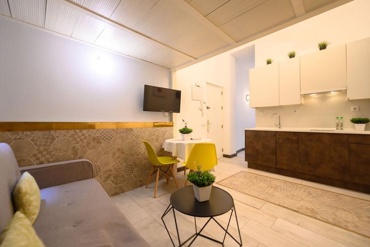 Centro, Madrid에 위치한 Building Calle de Lope de Vega - for-you-rentals - 1297002 - MAD 아파트의 세련된 인테리어가 돋보이는 거실