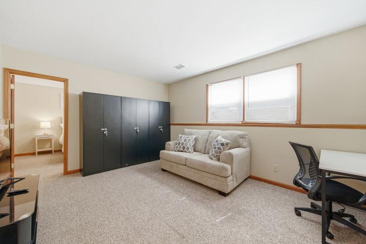 Elegantly designed living room with modern furnishings in an apartment at Building Johnston Drive - freestand-home-solutions - 1497748 in Aurora, Aurora Elegantly designed living room with modern furnishings in an apartment at Building Johnston Drive - freestand-home-solutions - 1497748 in Aurora, Aurora