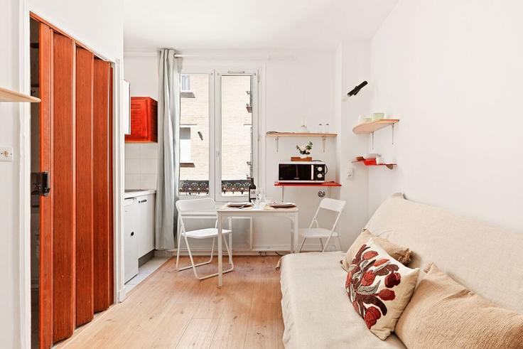 13th arrondissement, Paris에 위치한 Building Boulevard de l'Hôpital - full-concierge - 1595874 유닛의 세련된 인테리어가 돋보이는 거실 13th arrondissement, Paris에 위치한 Building Boulevard de l'Hôpital - full-concierge - 1595874 유닛의 세련된 인테리어가 돋보이는 거실