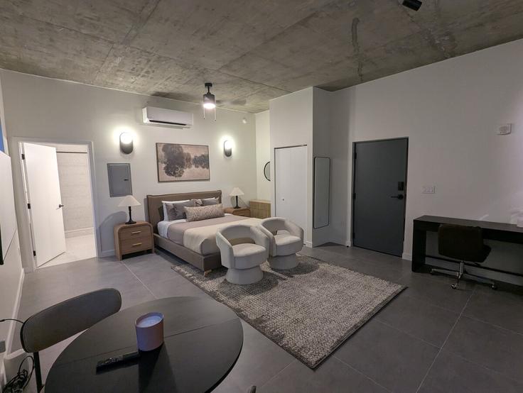 Northwest 33rd Streetにあるのスタジオ・家具付きアパート(1543150P、Miami、Miami)写真 1枚 Northwest 33rd Streetにあるのスタジオ・家具付きアパート(1543150P、Miami、Miami)写真 1枚