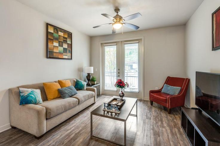 1 bedroom furnished apartment in Florence Street 1035194P, Downtown Dallas, Dallas - Ft. Worth Metroplex, photo 1