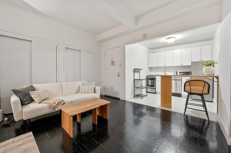 Building Lexington Avenue - furnishedhabitat - 1369820 adresindeki bir dairede modern mobilyalarla zarif bir şekilde tasarlanmış oturma odası Manhattan, New York Building Lexington Avenue - furnishedhabitat - 1369820 adresindeki bir dairede modern mobilyalarla zarif bir şekilde tasarlanmış oturma odası Manhattan, New York