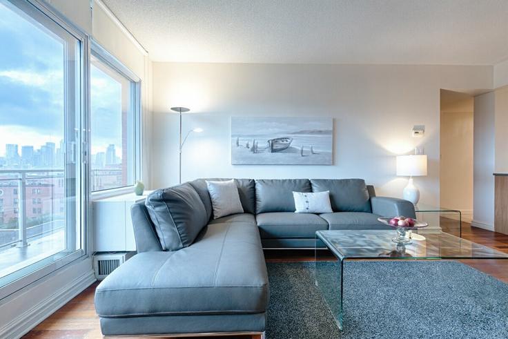 Southwest, Montreal에 위치한 Building Rue Saint-Patrick - gesthab - 1261764 아파트의 세련된 인테리어가 돋보이는 거실