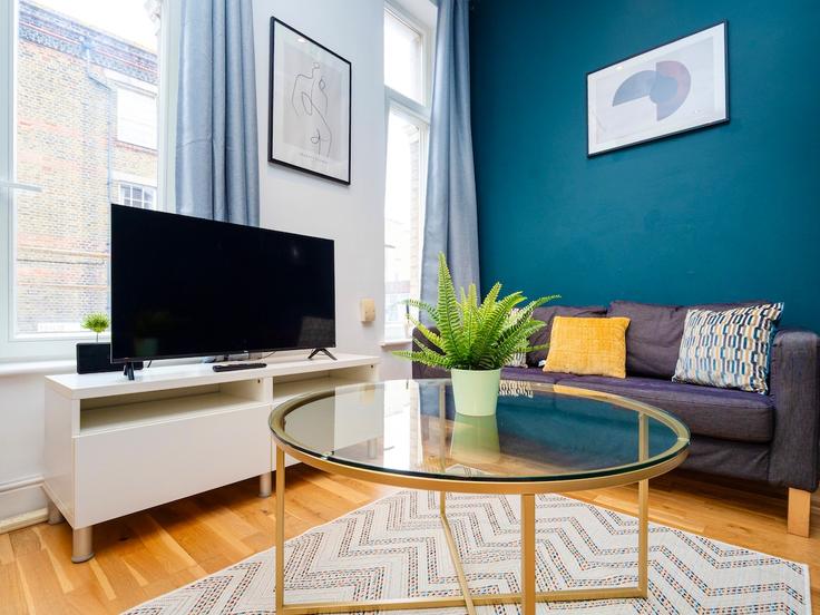 Salle de séjour élégante avec mobilier moderne dans un appartement à Building Dufferin Street - gioestate-limited - 1564090 à London Borough of Islington, London Salle de séjour élégante avec mobilier moderne dans un appartement à Building Dufferin Street - gioestate-limited - 1564090 à London Borough of Islington, London