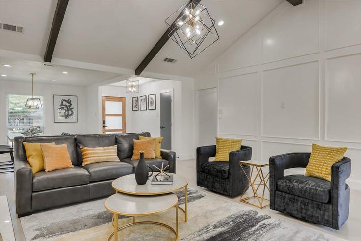 Salle de séjour élégante avec mobilier moderne dans un appartement à Building Authon Drive - goldnest - 1019506 - DFW à Dallas, Dallas Salle de séjour élégante avec mobilier moderne dans un appartement à Building Authon Drive - goldnest - 1019506 - DFW à Dallas, Dallas