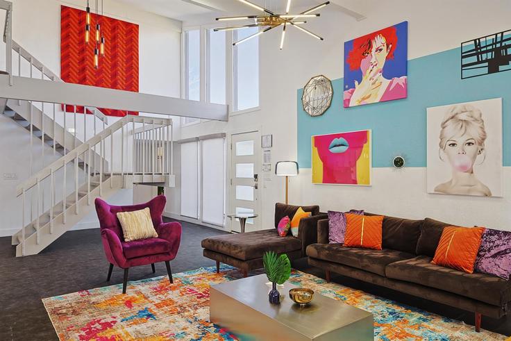 Grand PrairieGrand Prairie의 Melorine Drive(1019492P)에 위치한 5베드룸 풀퍼니시드 아파트 - 사진1 Grand PrairieGrand Prairie의 Melorine Drive(1019492P)에 위치한 5베드룸 풀퍼니시드 아파트 - 사진1