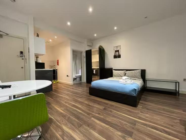 Curtain Roadにあるのスタジオ・家具付きアパート（1516281P、London Borough of Hackney、London）写真 1枚