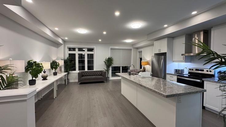 Markham, Markham에 위치한 Building Prospectors Drive - guanghong-property-management-inc - 1460164 유닛의 세련된 인테리어가 돋보이는 거실