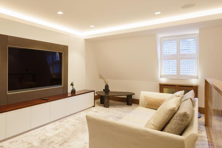 City of Westminster, London에 위치한 Building Greencoat Place - guesthug - 1333897 유닛의 세련된 인테리어가 돋보이는 거실