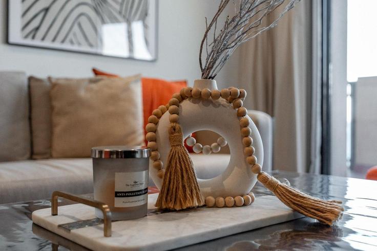 Elegantly designed living room with modern furnishings in an apartment at Building East Crescent - guestready-dxb - 1386963 in The Palm Jumeirah, Dubai Elegantly designed living room with modern furnishings in an apartment at Building East Crescent - guestready-dxb - 1386963 in The Palm Jumeirah, Dubai