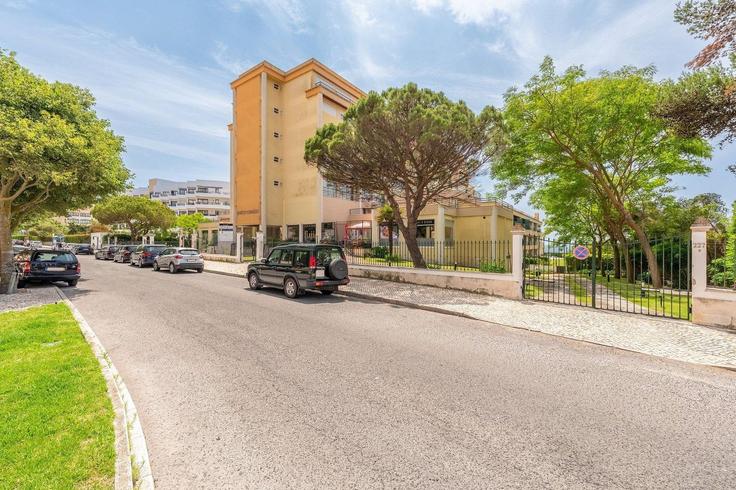 1 quarto mobiliado em apartamentos em Avenida Manuel Júlio Carvalho e Costa 1374623P, Cascais e Estoril, Cascais, foto 1