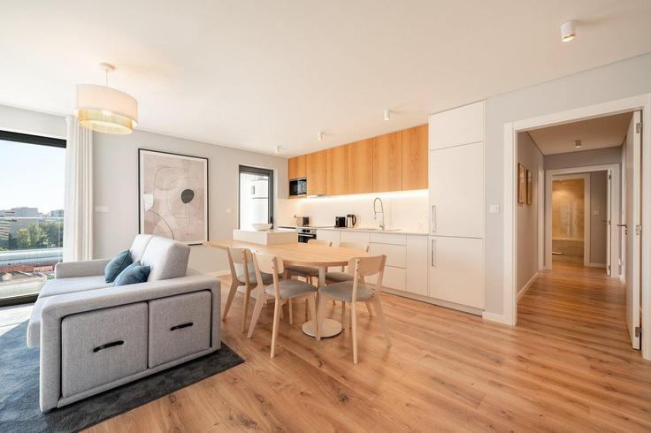 Elegantly designed living room with modern furnishings in an apartment at Building Rua E do Pual - guestready-pt - 1382449 in Lumiar, Lisbon