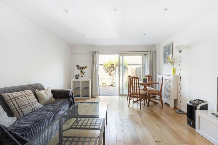 London Borough of Southwark, London에 위치한 Building 24 Dunton Road, London SE1 5TJ, UK - guestready-uk - 1589205 유닛의 세련된 인테리어가 돋보이는 거실 London Borough of Southwark, London에 위치한 Building 24 Dunton Road, London SE1 5TJ, UK - guestready-uk - 1589205 유닛의 세련된 인테리어가 돋보이는 거실