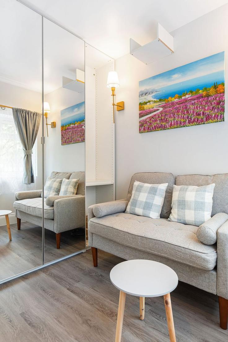 Elegant gestaltetes Wohnzimmer mit moderner Einrichtung in einer Wohnung im Building Capstan Square - guestready-uk - 1303149 - LON in London Borough of Tower Hamlets, London Elegant gestaltetes Wohnzimmer mit moderner Einrichtung in einer Wohnung im Building Capstan Square - guestready-uk - 1303149 - LON in London Borough of Tower Hamlets, London